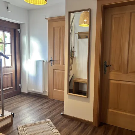 Huber's 28 Semesterbostad *