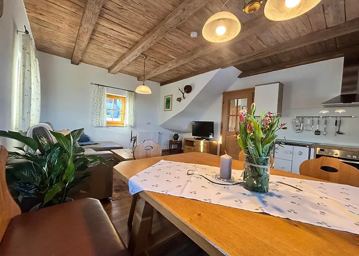 Huber's 28 Semesterbostad